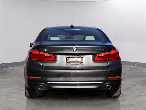 2018 BMW 530 i xDrive