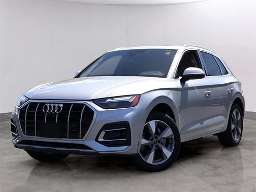 2023 Audi Q5 40 Premium Plus