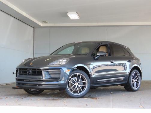 2025 Porsche Macan
