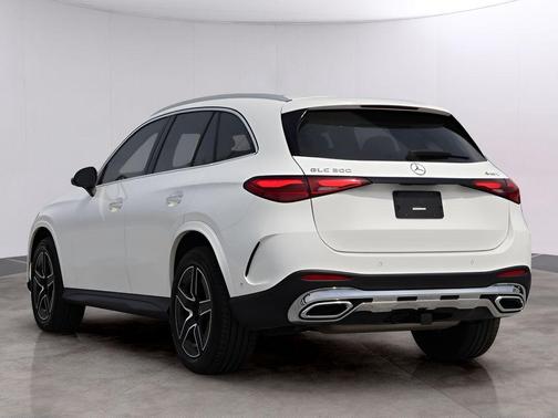 2025 Mercedes-Benz GLC 300 Base 4MATIC