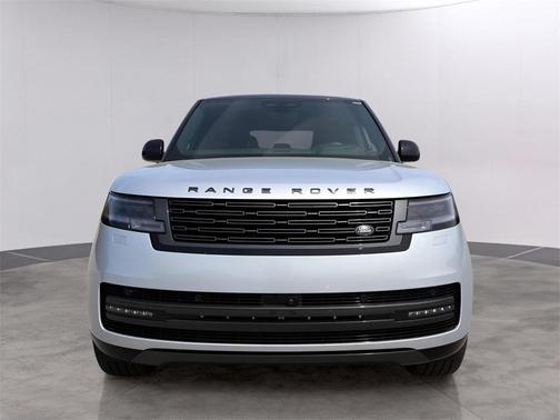 2025 Land Rover Range Rover P530 SE