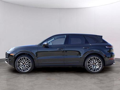 Olive 2025 Porsche Cayenne Base