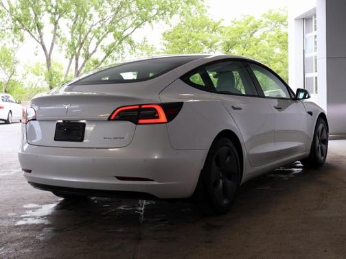 2021 Tesla Model 3 Long Range