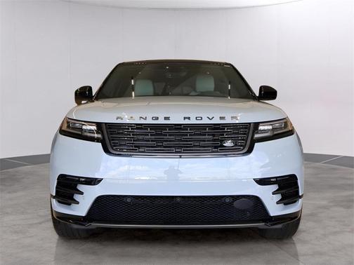 2026 Land Rover Range Rover Velar Dynamic SE