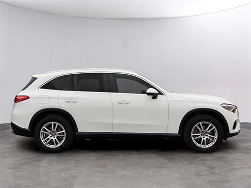 2025 Mercedes-Benz GLC 300 Base 4MATIC