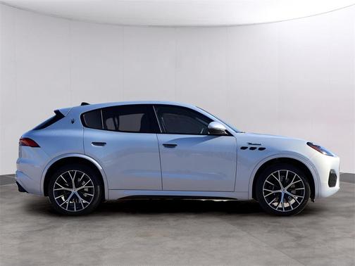 2026 Maserati Grecale 