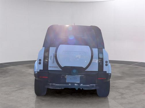 2026 Land Rover Defender 110 S