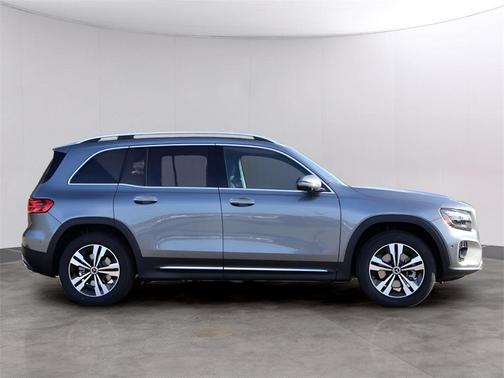 2026 Mercedes-Benz GLB 250 Base 4MATIC