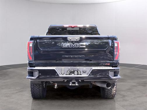 2025 GMC Sierra 2500 AT4