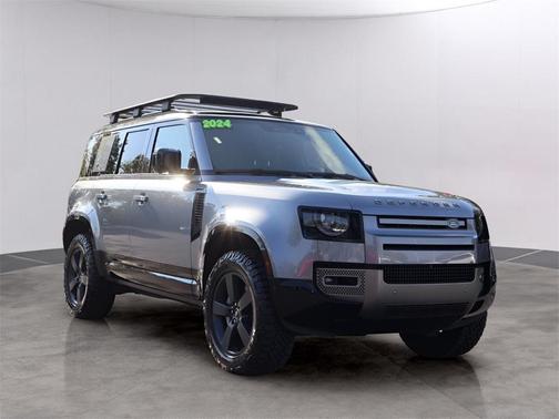 2024 Land Rover Defender P400 X-Dynamic SE