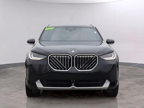 Black Sapphire Metallic 2025 BMW X3 30 xDrive