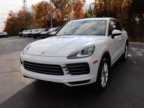 2023 Porsche Cayenne 