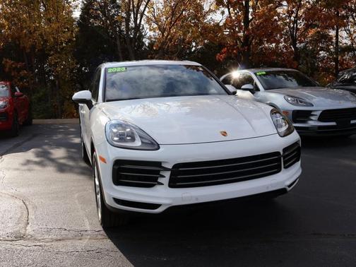 2023 Porsche Cayenne 