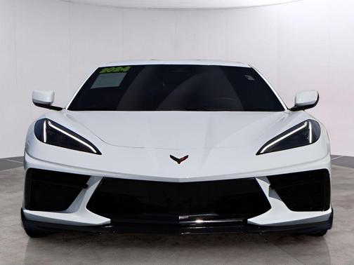 Arctic White 2024 Chevrolet Corvette Stingray w/1LT