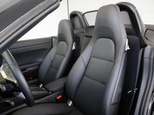 2024 Porsche 718 Boxster S
