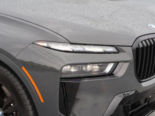 Gray Metallic 2025 BMW X7 M60i