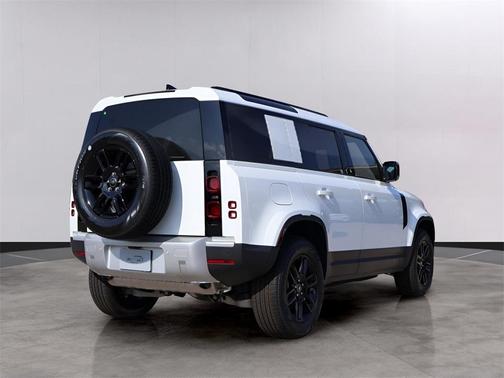 2025 Land Rover Defender P400 S