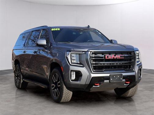 2022 GMC Yukon XL AT4