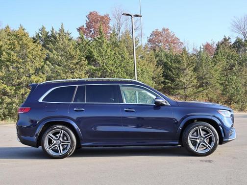 2022 Mercedes-Benz GLS 450 4MATIC