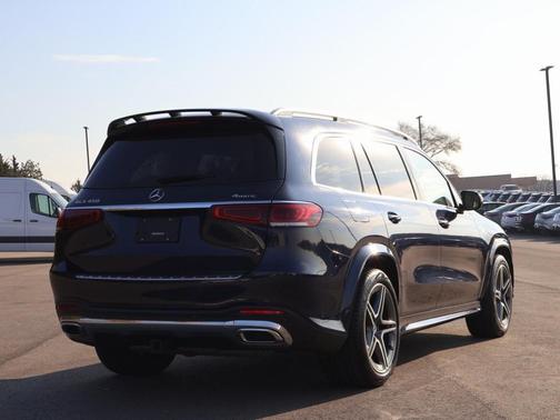 2022 Mercedes-Benz GLS 450 4MATIC