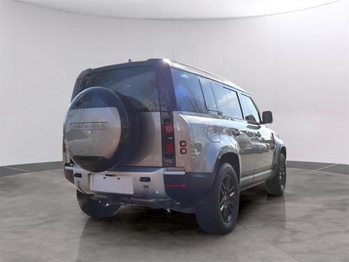 2025 Land Rover Defender P300