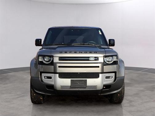 2025 Land Rover Defender P300