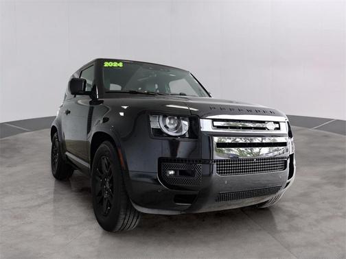 2024 Land Rover Defender P400 X-Dynamic SE