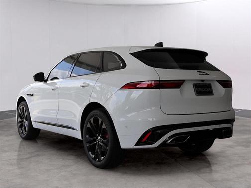 2024 Jaguar F-PACE P400 R-Dynamic S
