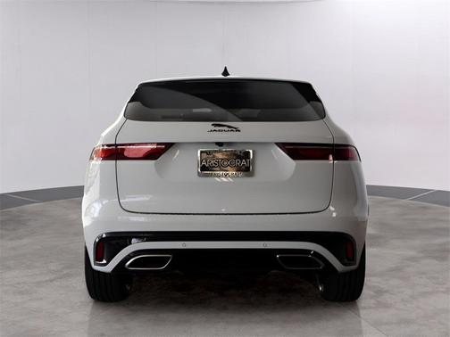 2024 Jaguar F-PACE P400 R-Dynamic S