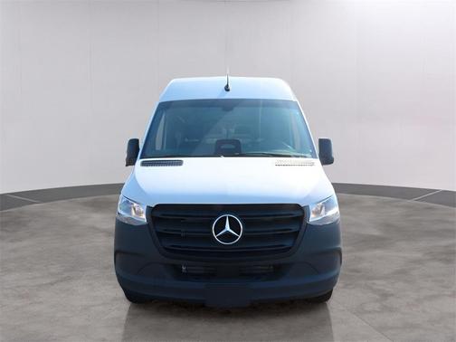 2025 Mercedes-Benz Sprinter 2500