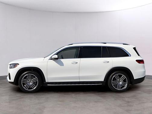 White 2026 Mercedes-Benz GLS 450 4MATIC