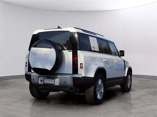 2024 Land Rover Defender P300