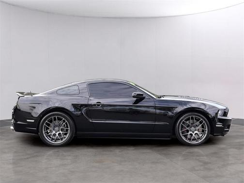 2014 Ford Mustang GT Premium