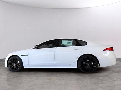 2024 Jaguar XF R-Dynamic SE