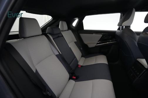 Harbor Mist Gray Pearl 2023 Subaru Solterra Limited