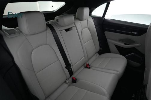 White 2024 Porsche Macan Macan Electric 4