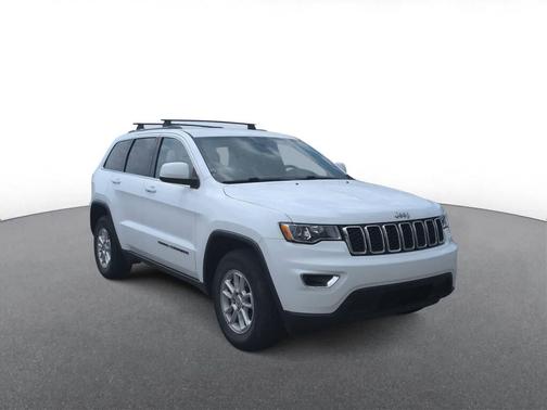 Bright White Clearcoat 2020 Jeep Grand Cherokee Laredo