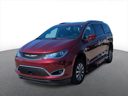 2020 Chrysler Pacifica Touring-L Plus