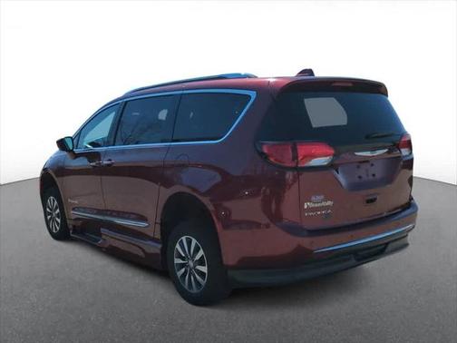 2020 Chrysler Pacifica Touring-L Plus