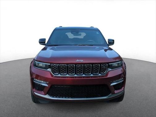 2022 Jeep Grand Cherokee Summit