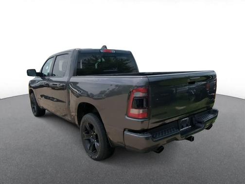 Granite Crystal Metallic Clearcoat 2021 RAM 1500 Big Horn/Lone Star