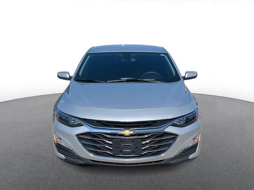 Silver Ice Metallic 2020 Chevrolet Malibu FWD LT