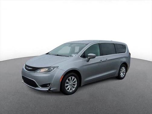 2018 Chrysler Pacifica Touring Plus