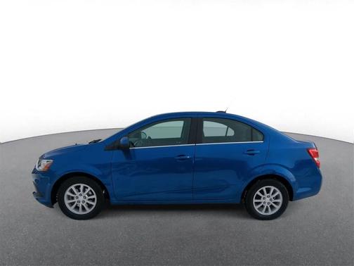 2020 Chevrolet Sonic FWD Sedan LT