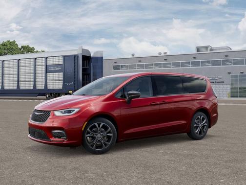 2026 Chrysler Pacifica L