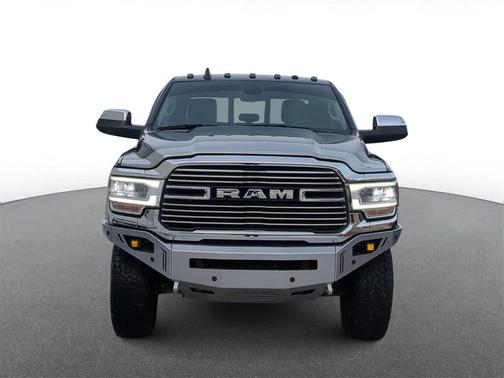 2022 RAM 2500 Laramie Crew Cab 4x4 6'4' Box