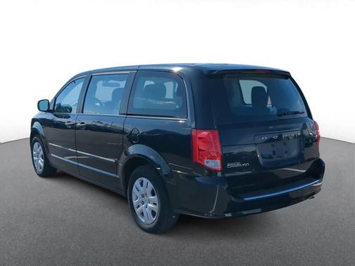 Brilliant Black Crystal Pearlcoat 2014 Dodge Grand Caravan AVP/SE