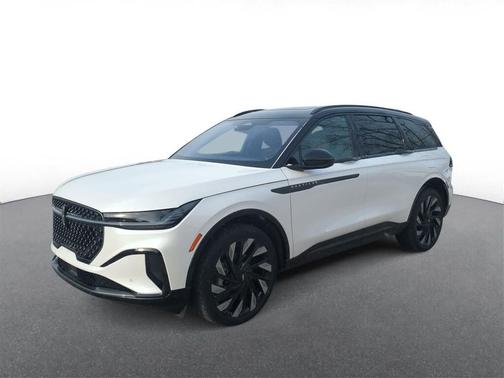 2025 Lincoln Nautilus Reserve