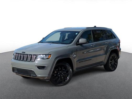 2022 Jeep Grand Cherokee Laredo