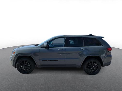 2022 Jeep Grand Cherokee Laredo
